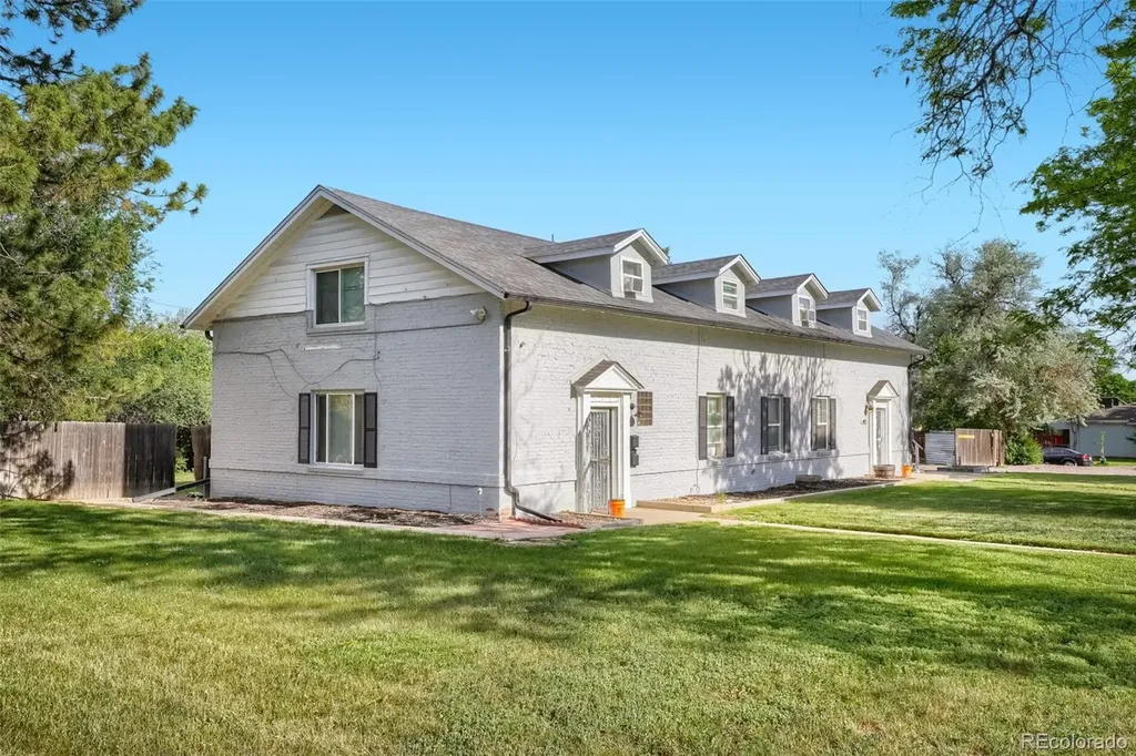 493 Fulton Street Aurora CO 80010