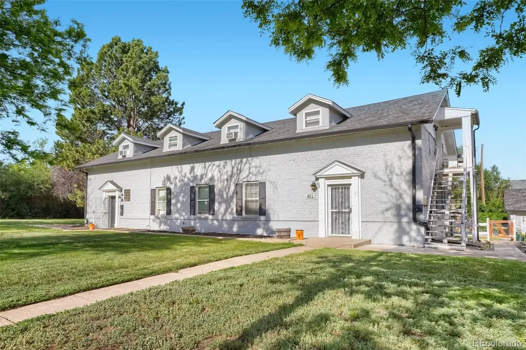 493 Fulton Street Aurora CO 80010