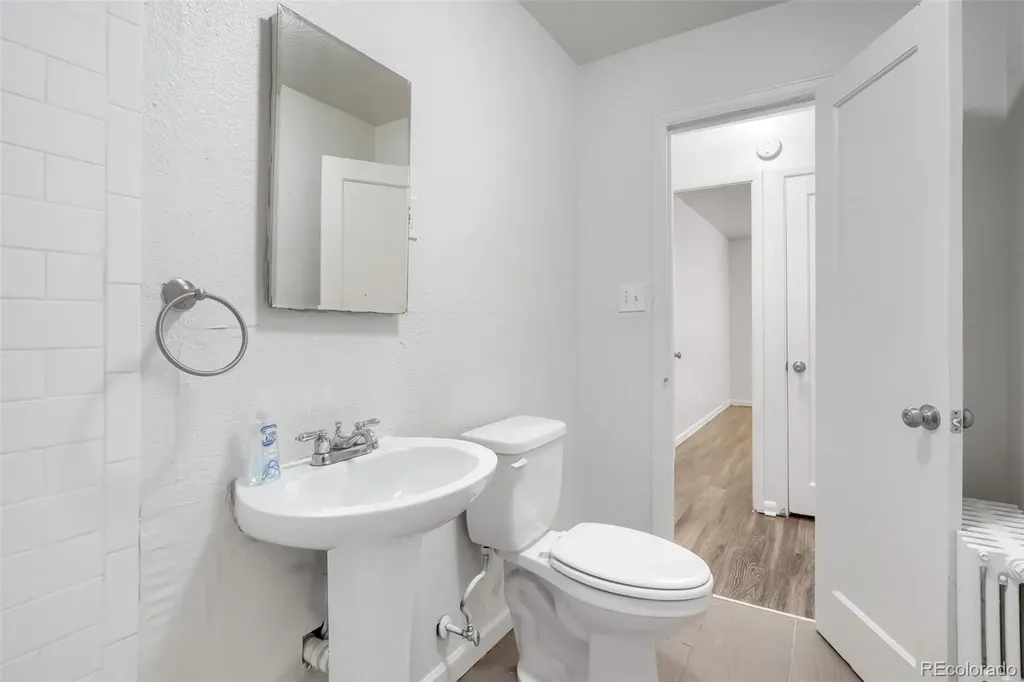 493 Fulton Street Aurora CO 80010