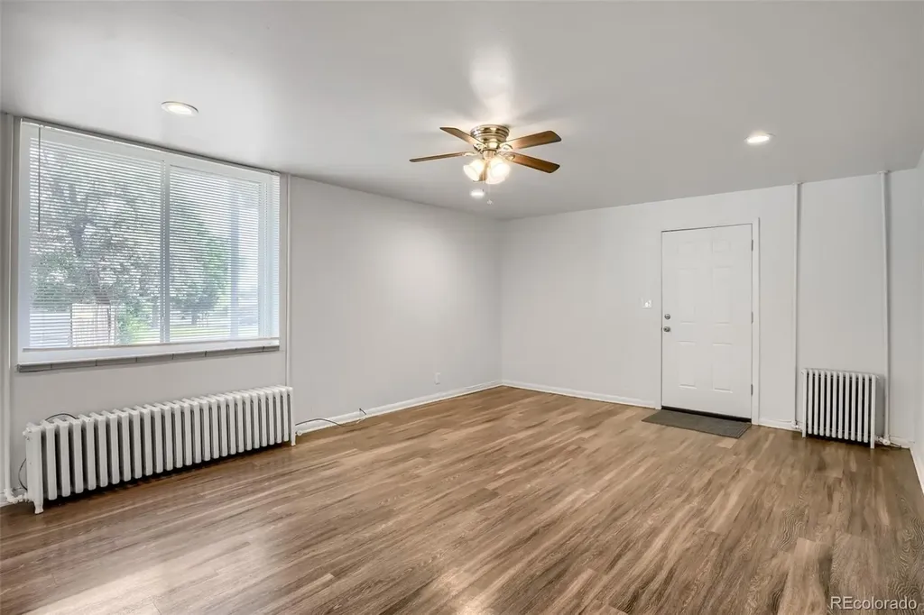 493 Fulton Street Aurora CO 80010