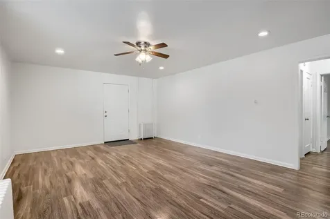 493 Fulton Street Aurora CO 80010