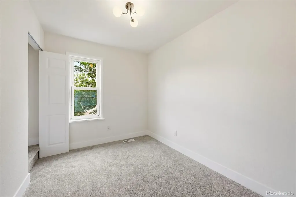 11766 W Radcliff Avenue Morrison CO 80465