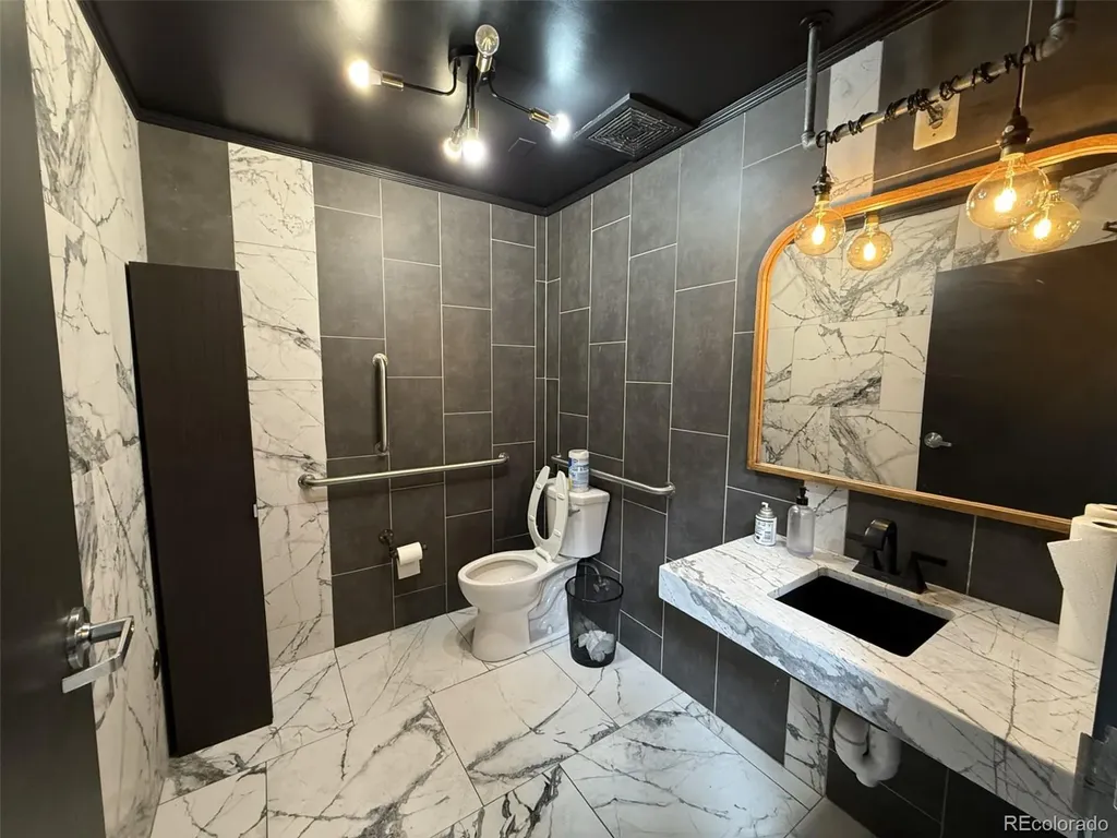 785 S Jason Street Denver CO 80223