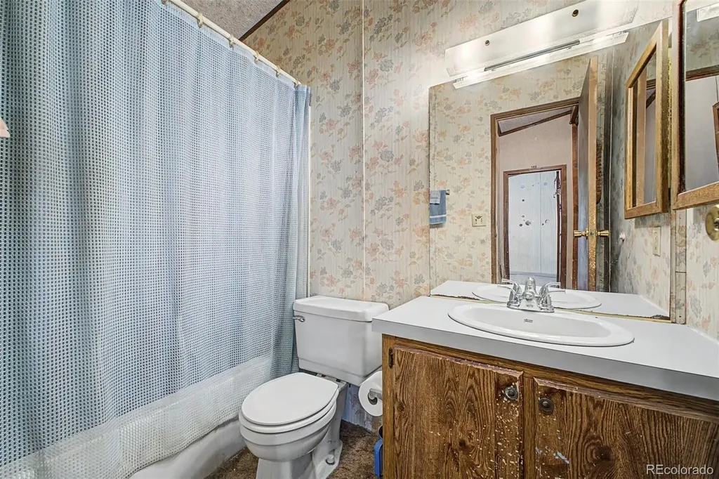 48180 County Road 38 Bennett CO 80102