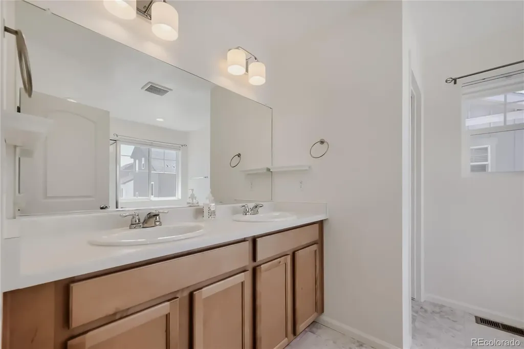 16565 Umatilla Place Broomfield CO 80023