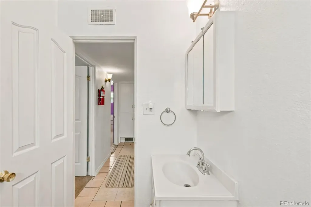 1070 Elm Place Denver CO 80229