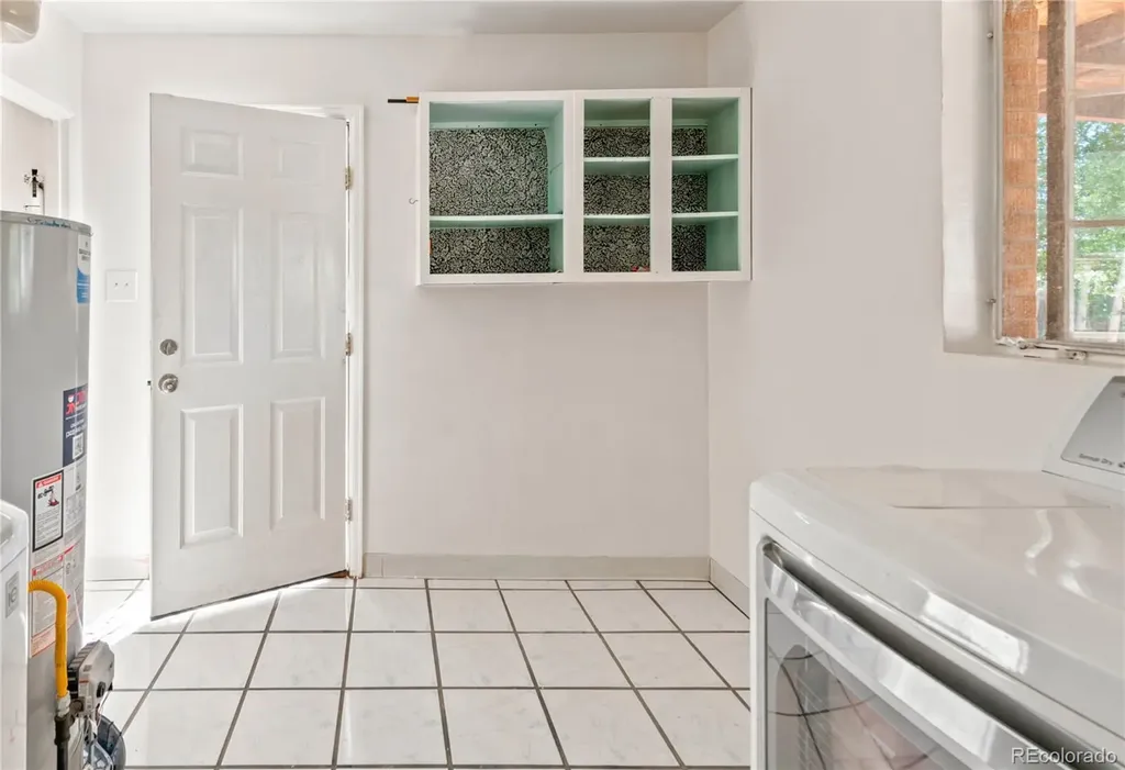 1070 Elm Place Denver CO 80229