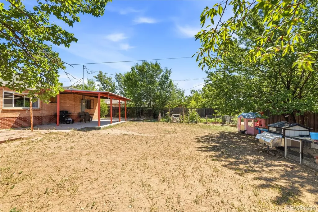 1070 Elm Place Denver CO 80229