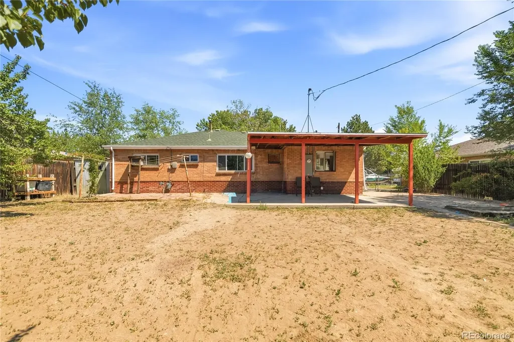 1070 Elm Place Denver CO 80229