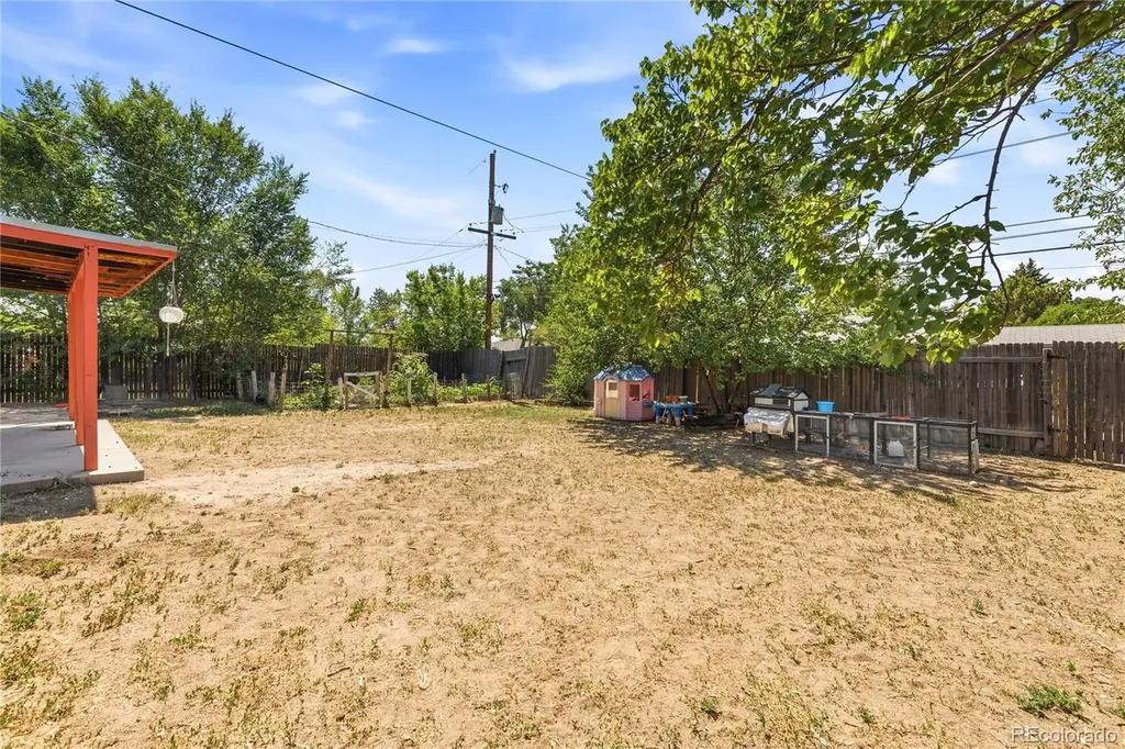 1070 Elm Place Denver CO 80229