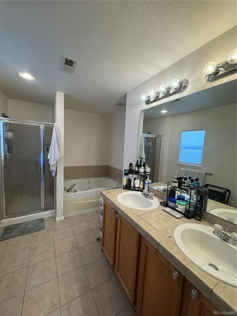 10087 Fenwick Street Parker CO 80134