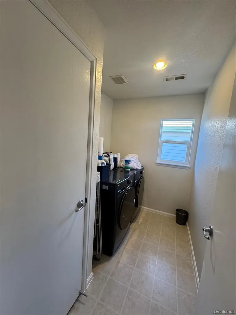 10087 Fenwick Street Parker CO 80134