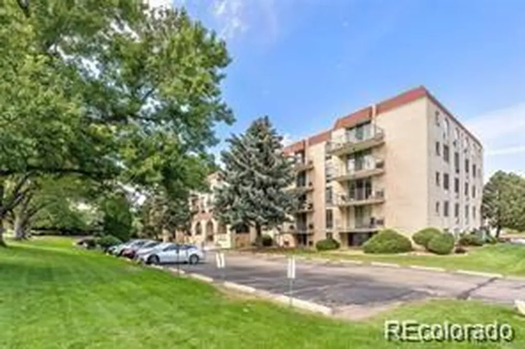 7801 W 35th Avenue Wheat Ridge CO 80033