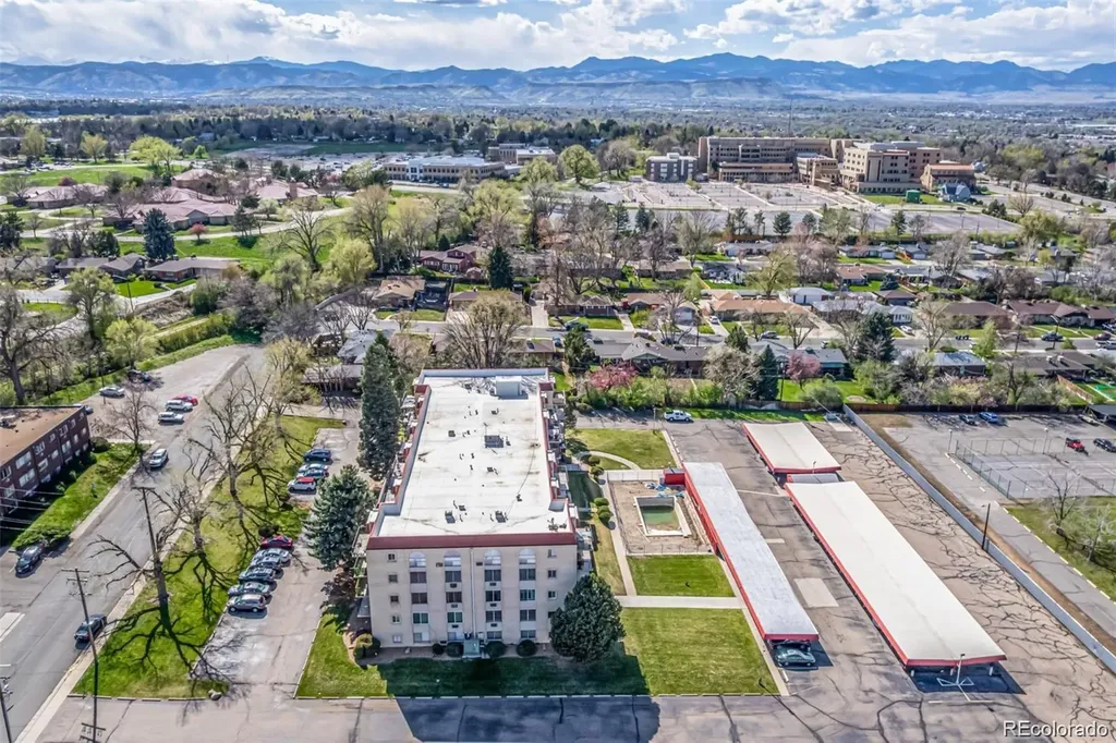 7801 W 35th Avenue Wheat Ridge CO 80033