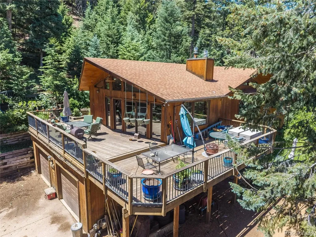Larkspur CO, 2924 Valley Park Drive