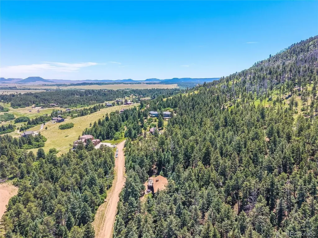 2924 Valley Park Drive Larkspur CO 80118