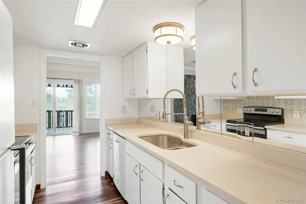2525 S Dayton Way Denver CO 80231