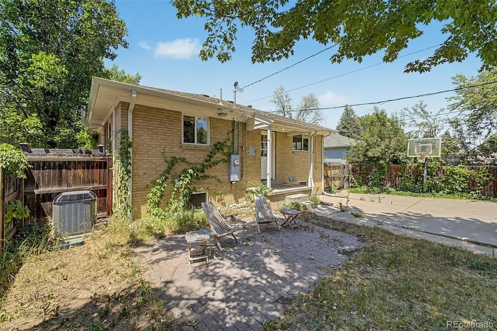 3776 S Sherman Street Englewood CO 80113