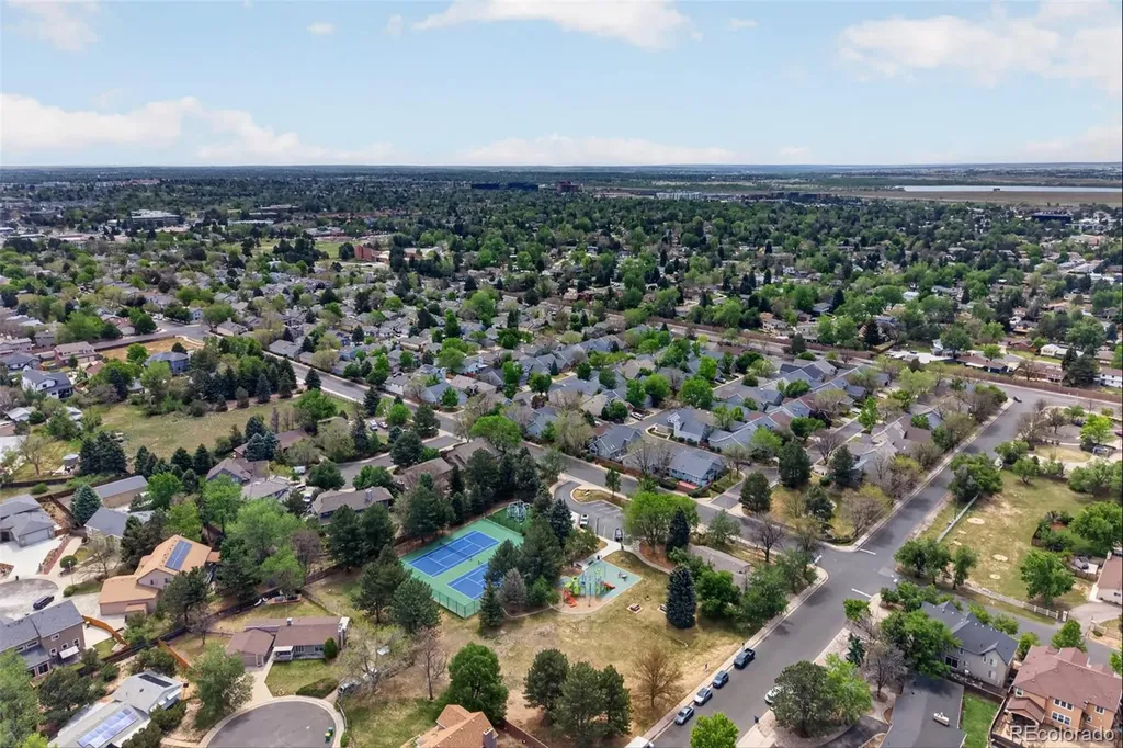 2284 S Kingston Court Aurora CO 80014