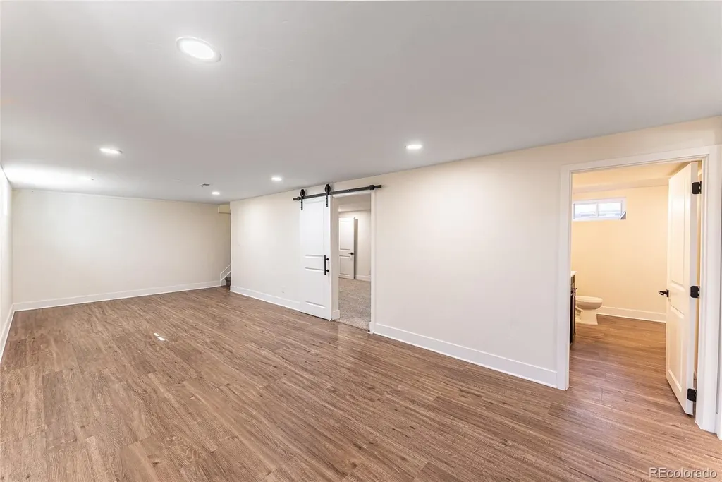 8271 Bluebell Way Denver CO 80221
