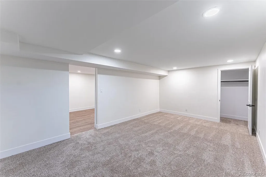 8271 Bluebell Way Denver CO 80221