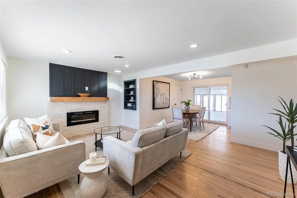 8271 Bluebell Way Denver CO 80221