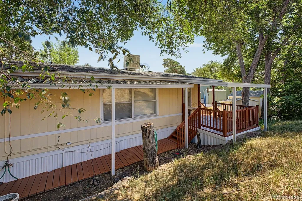 80 Topaz Street Golden CO 80401