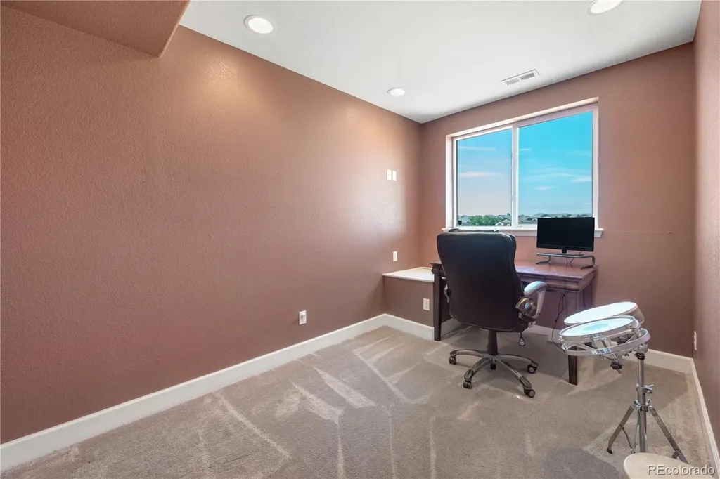 10293 Norfolk Street Commerce City CO 80022
