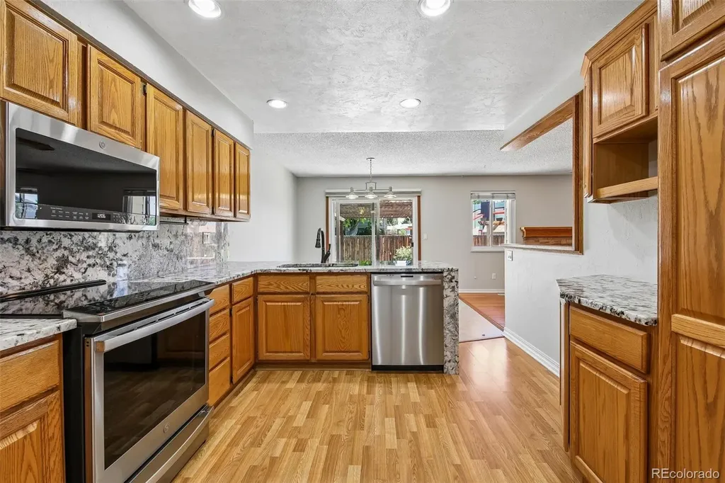 13415 W 73rd Avenue Arvada CO 80005