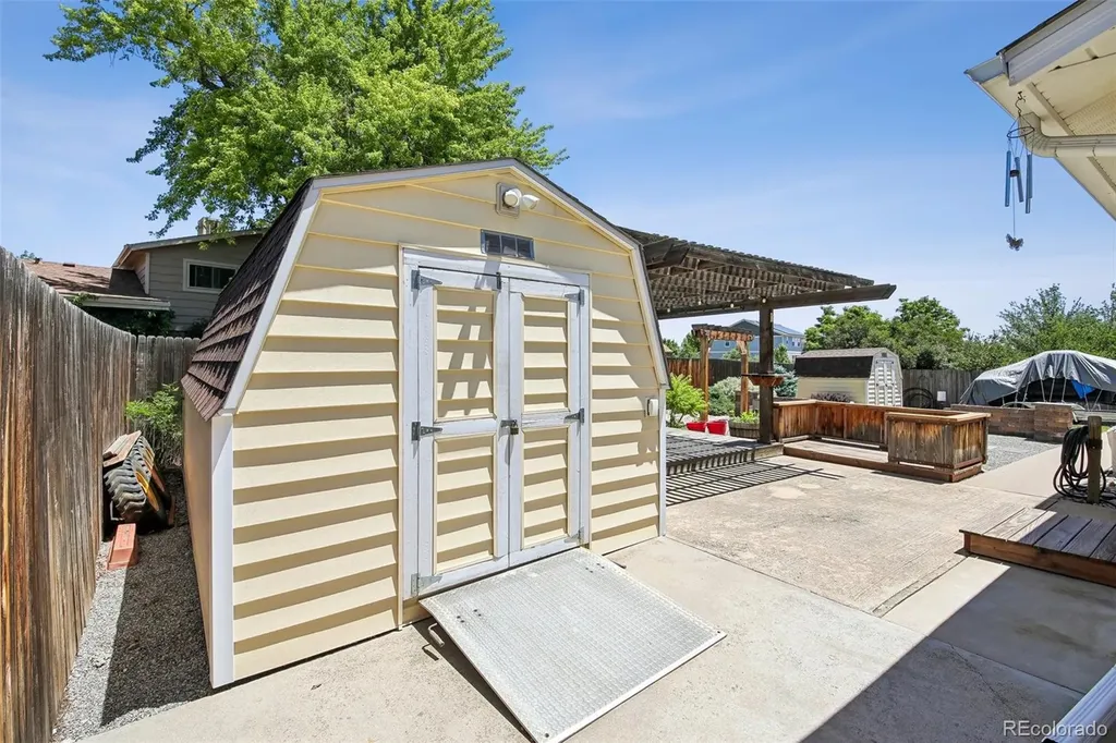 13415 W 73rd Avenue Arvada CO 80005