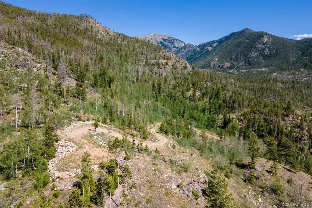 2015 W Portal Grand Lake CO 80447