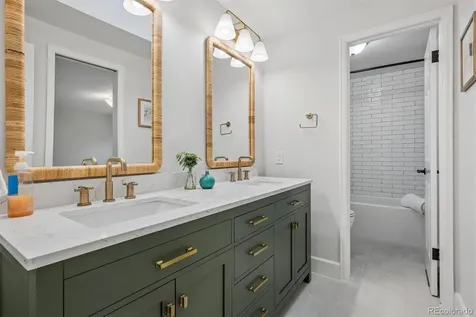 7121 E Hinsdale Place Centennial CO 80112