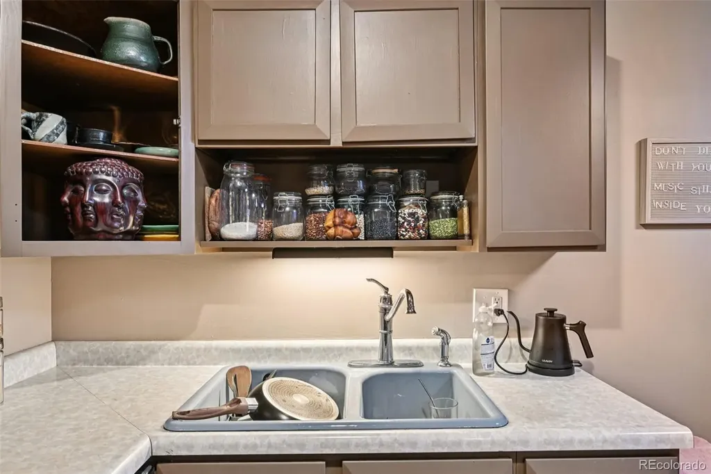 650 S Alton Way Denver CO 80247