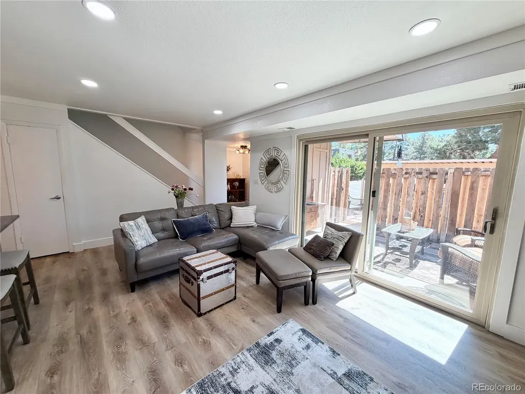 7995 E Mississippi Avenue Denver CO 80247