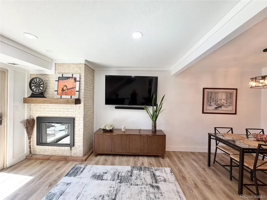 7995 E Mississippi Avenue Denver CO 80247