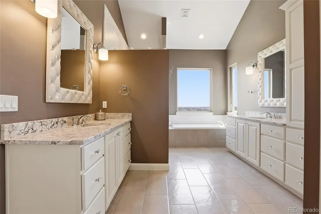 27165 E Long Place Aurora CO 80016