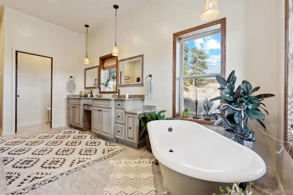 22086 Boar Head Road Indian Hills CO 80454