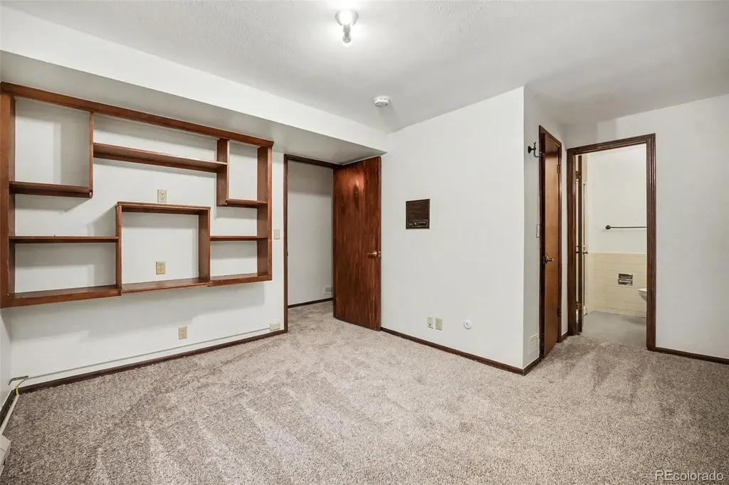 8550 W 10th Avenue Lakewood CO 80215