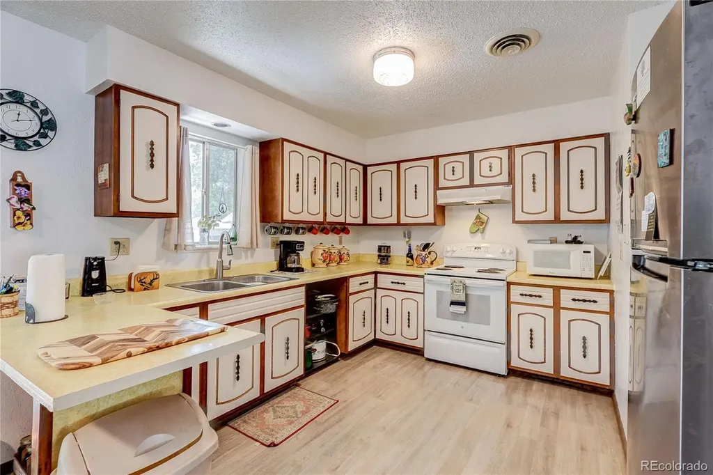 904 S 7th Street Rocky Ford CO 81067