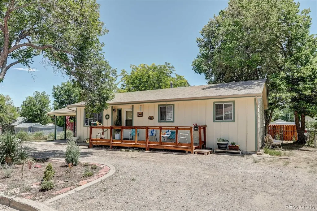 904 S 7th Street Rocky Ford CO 81067