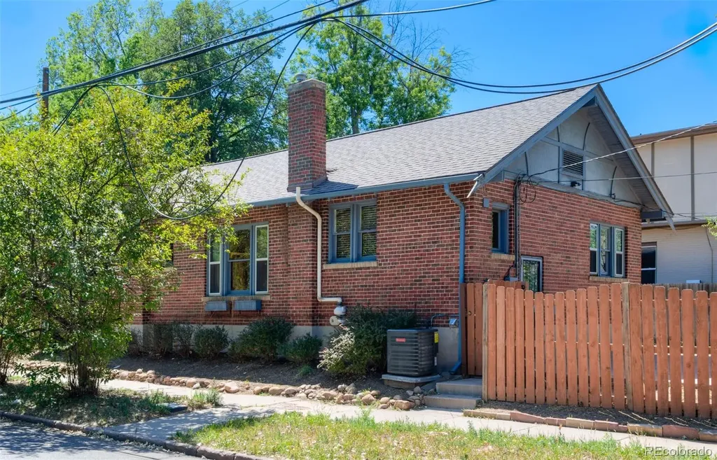 4660 E 16th Avenue Denver CO 80220