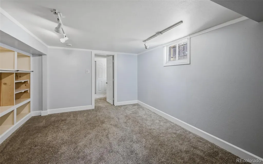4660 E 16th Avenue Denver CO 80220
