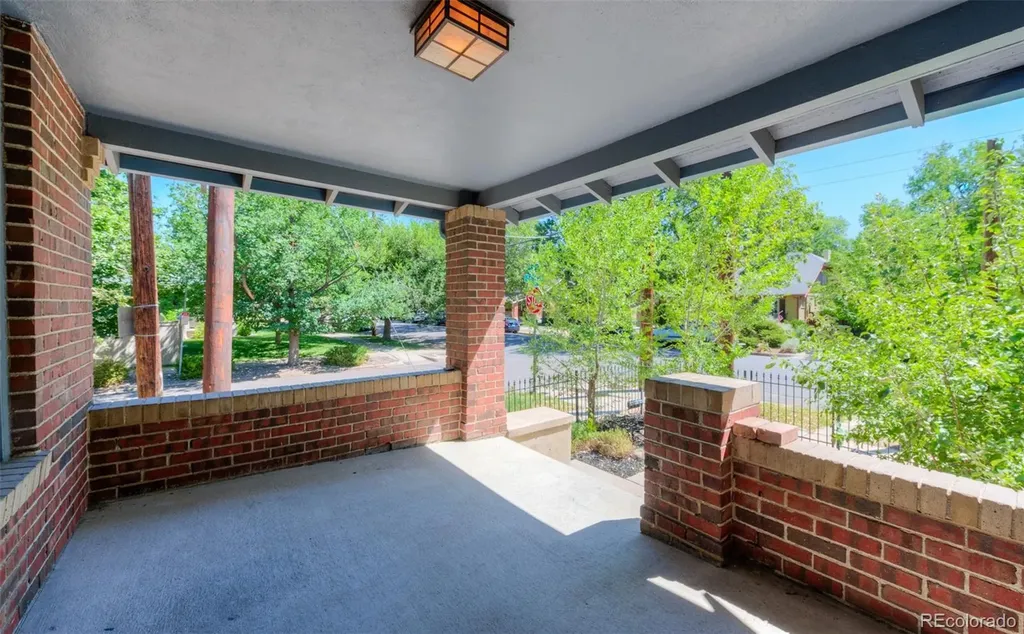 4660 E 16th Avenue Denver CO 80220