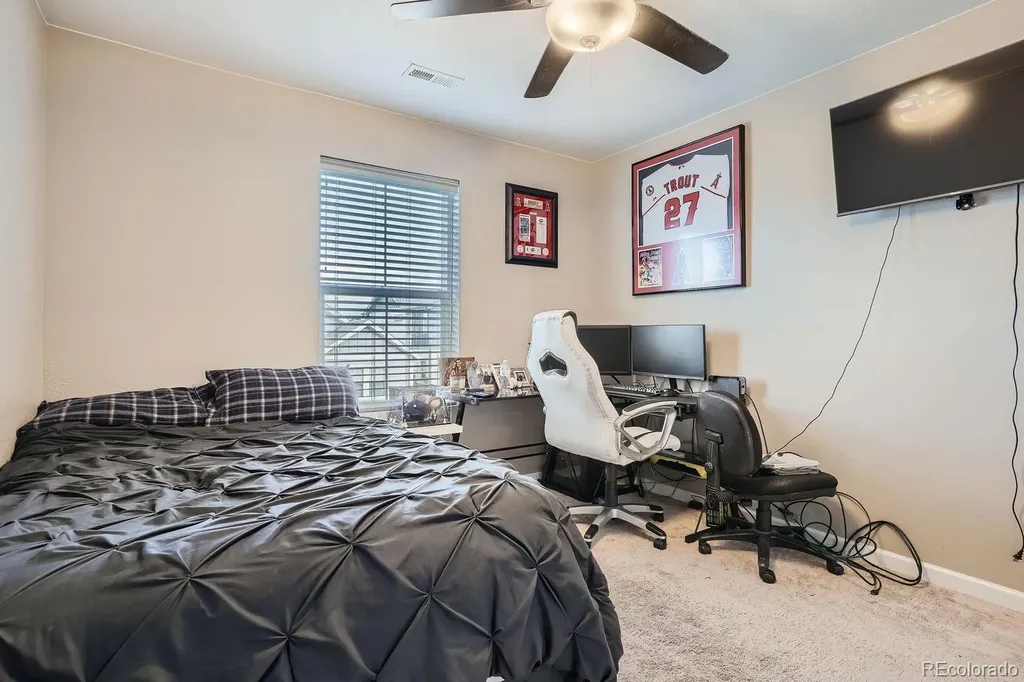 806 White Crow Street Aurora CO 80018