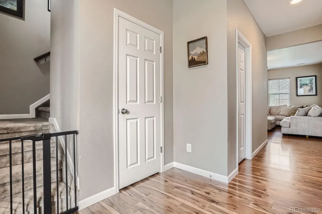 806 White Crow Street Aurora CO 80018