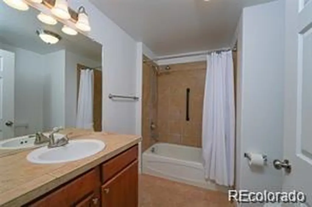 22580 E Ontario Drive Aurora CO 80016