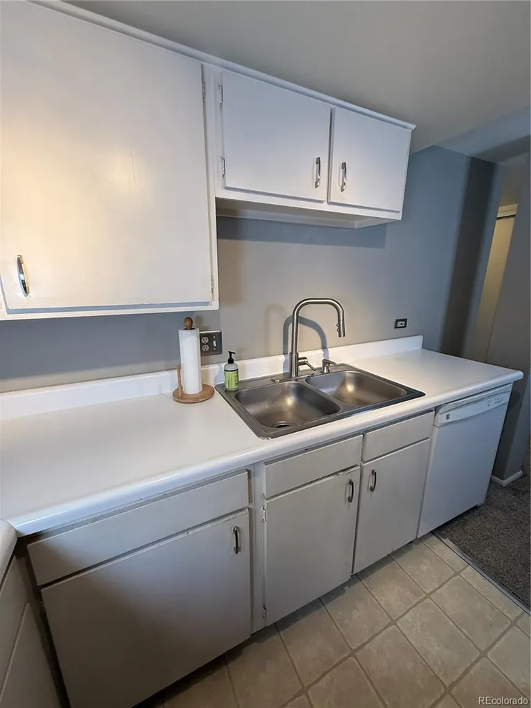 352 S Lafayette Denver CO 80209