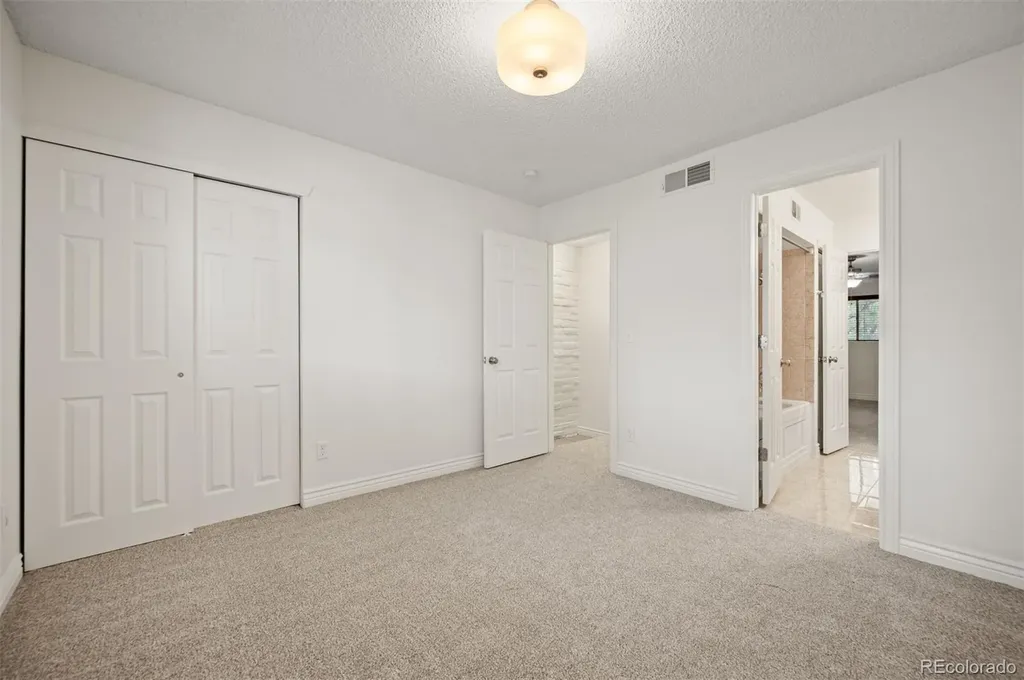 1060 S Parker Road Denver CO 80231
