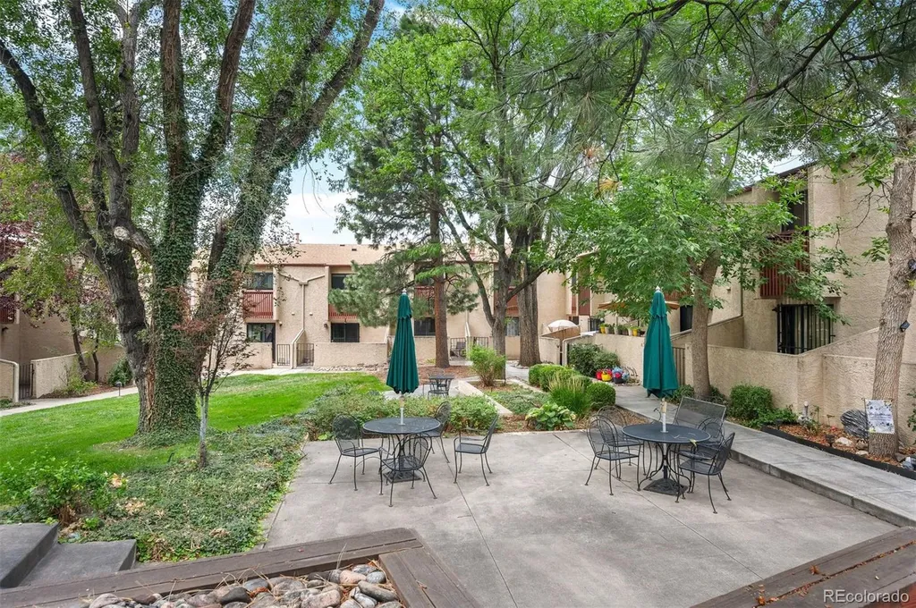 1060 S Parker Road Denver CO 80231