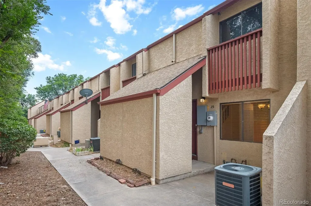 1060 S Parker Road Denver CO 80231